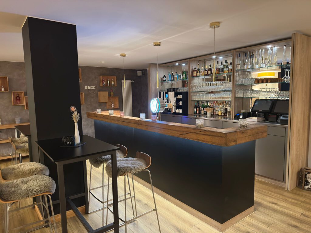 WhatsApp Image 2026-01-04 at 17.54.04